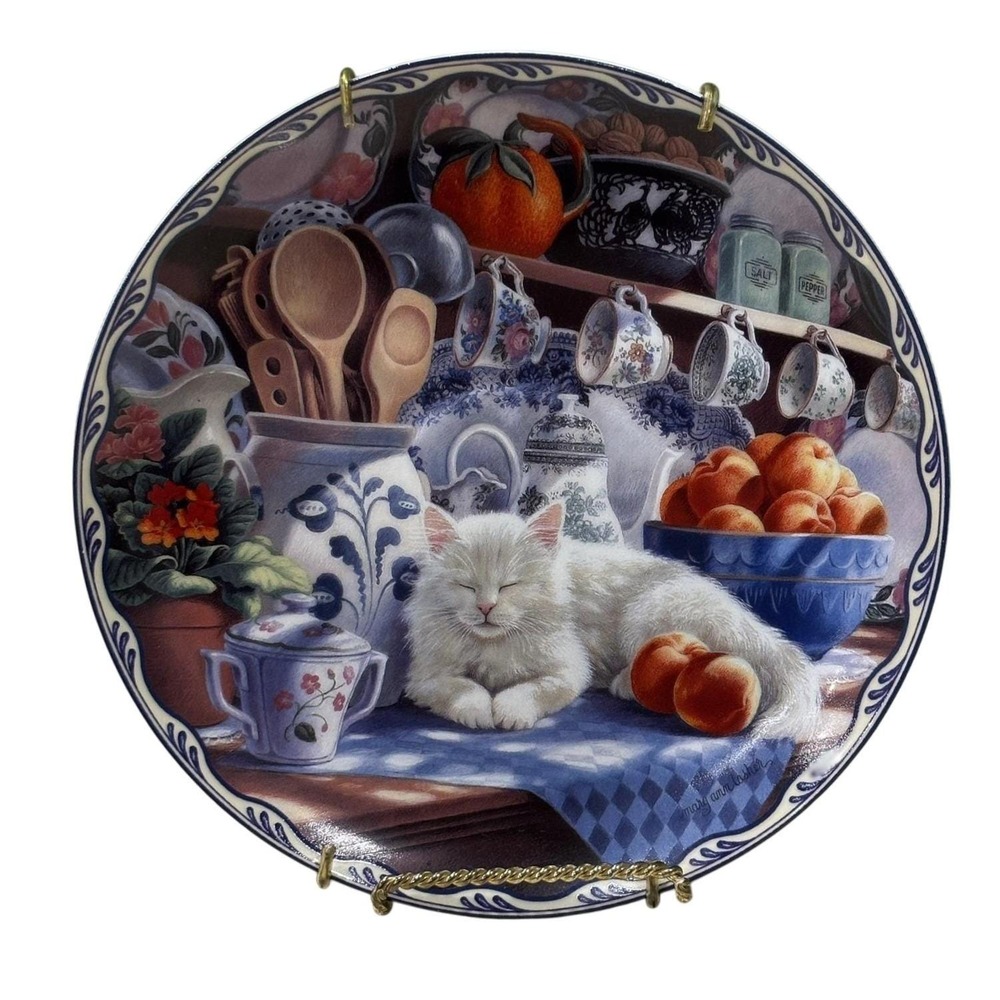 Mary Ann Lashers Sunny Retreat Bradford Exchange Plate Cottagecore cat lover